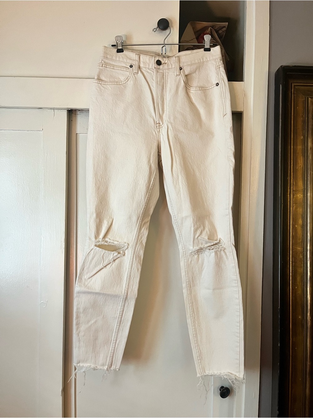 Off-white high waisted jeans